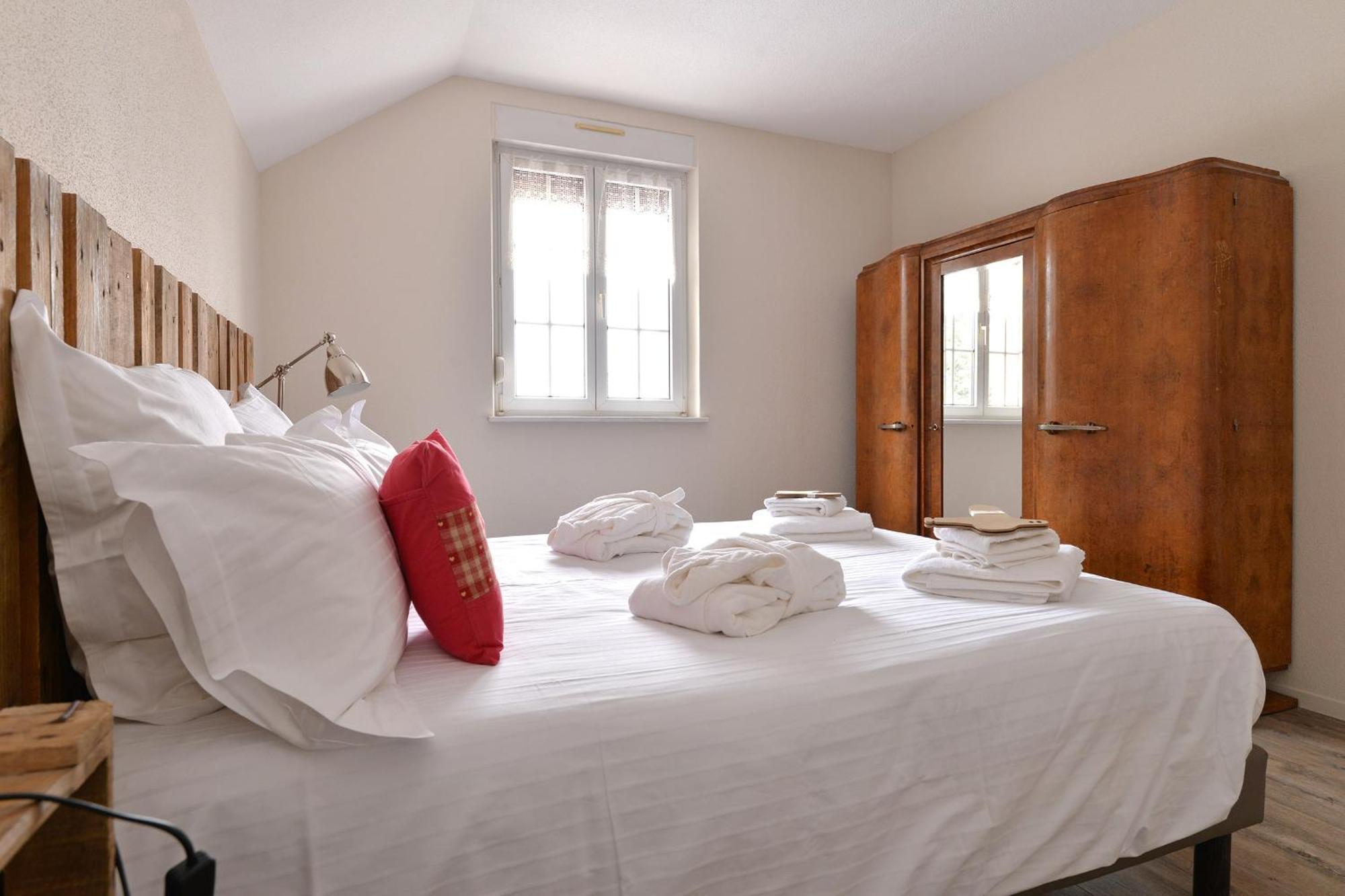 L'Eclos Des Vignes - Appartements Haut De Gamme Avec Spa Bergheim Room photo